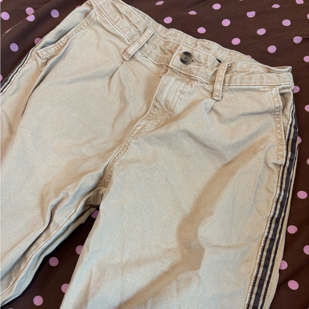 AE Beige baggy Wide legged Maddie & Kenzie Ziegler pants